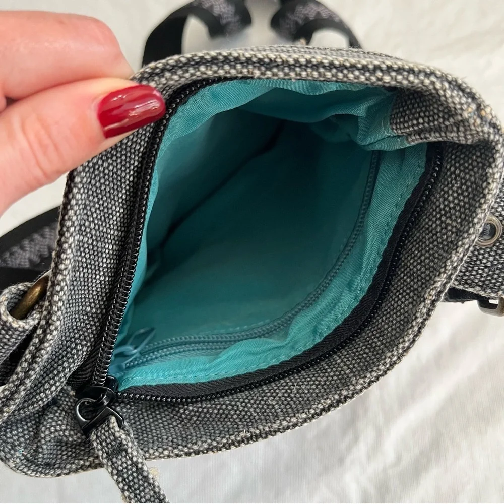 Dakine Grey Crossbody Bag